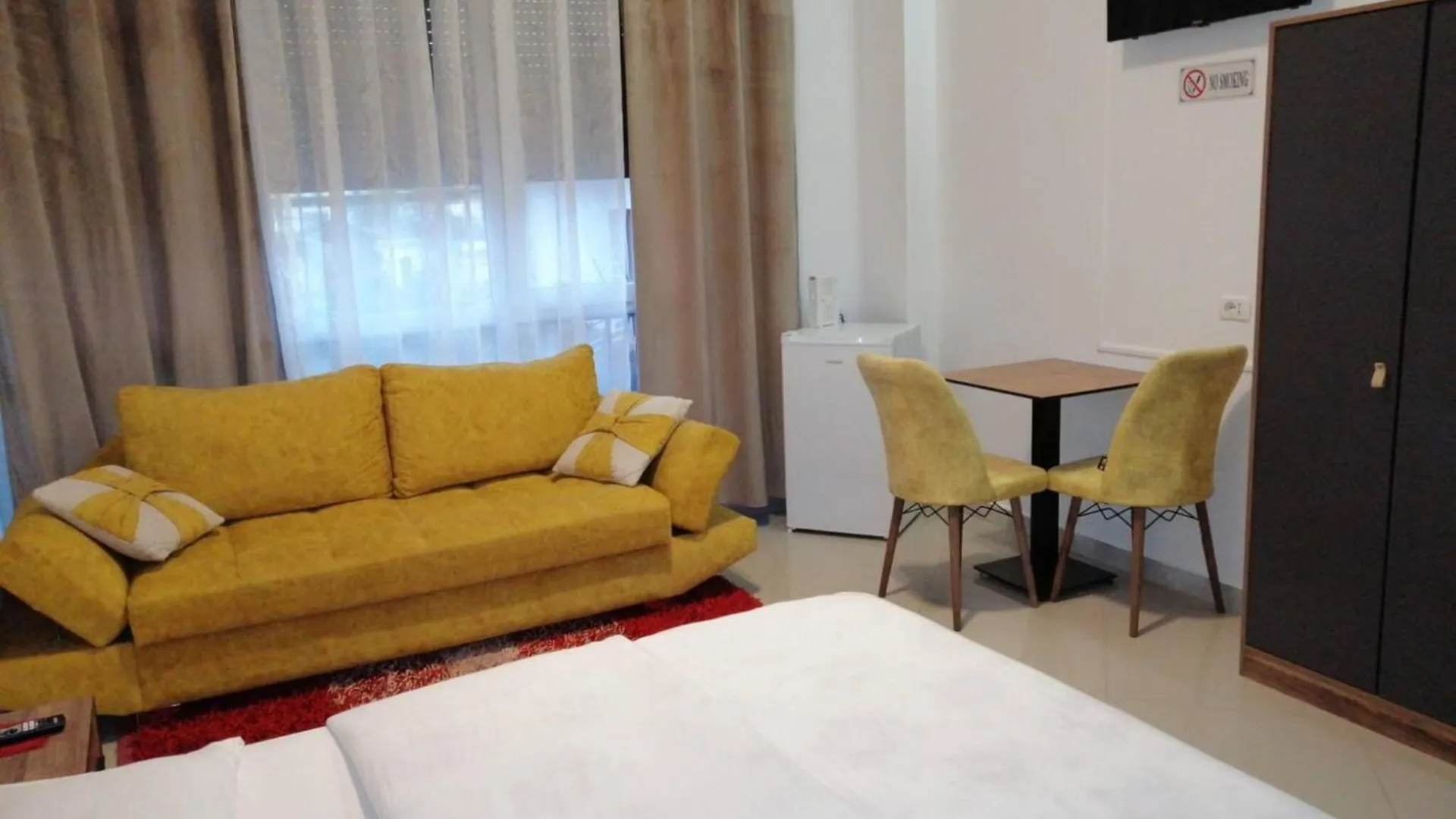 Studio Apartment Bela 2 Tirana 0*,  Albania